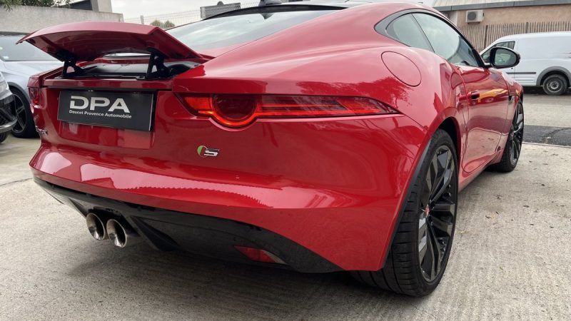 JAGUAR F-TYPE COUPÉ 3.0 V6 S 380CV BOITE ZF8 F1 