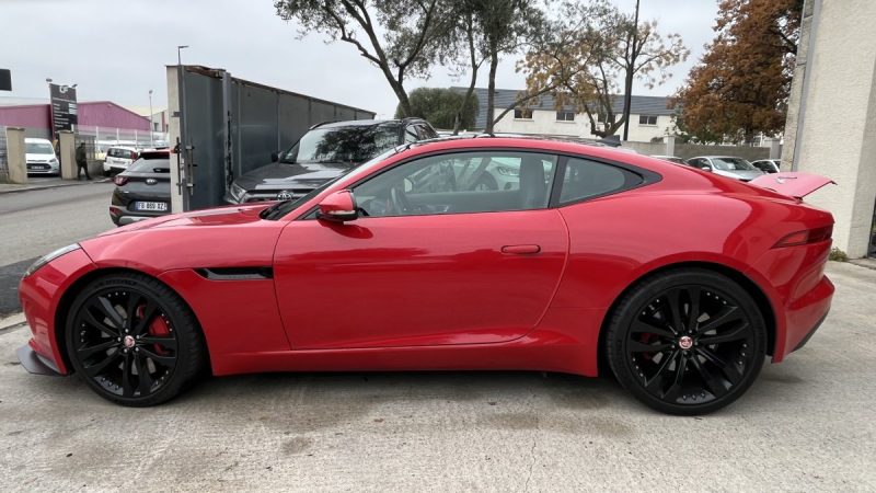 JAGUAR F-TYPE COUPÉ 3.0 V6 S 380CV BOITE ZF8 F1 