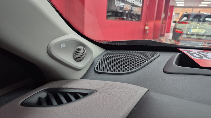 TOYOTA YARIS CROSS SUV 116cv COLLECTION TOIT PANORAMIQUE/1 ERE MAIN/TVA RECUPERABLE