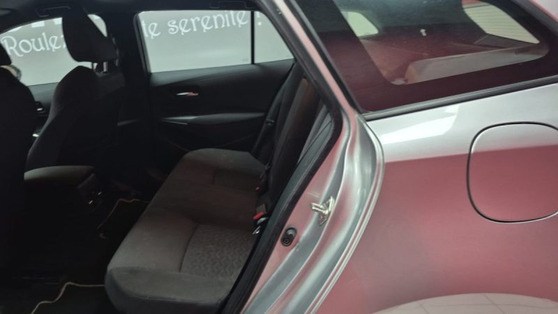 TOYOTA COROLLA TOURING SPORTS 122cv DYNAMIC BUSINESS/1 ERE MAIN/TVA RECUPERABLE