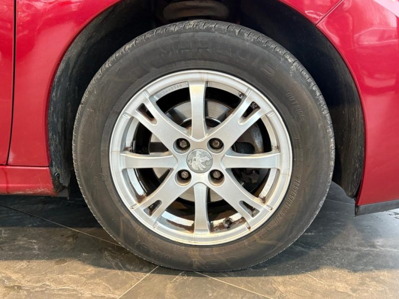 Peugeot 207 1.6 HDi 90ch 🚗 5P 🚪 Climatisation ❄️ Radar recul 🔊 Reprise 🔄