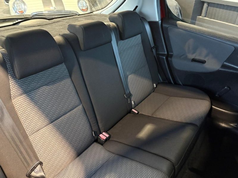 Peugeot 207 1.6 HDi 90ch 🚗 5P 🚪 Climatisation ❄️ Radar recul 🔊 Reprise 🔄