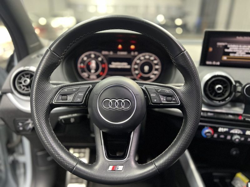 Audi Q2 30 TDI 116CH S-Line S Tronic 7 | 54 000 KM | Entretien Audi | Cockpit