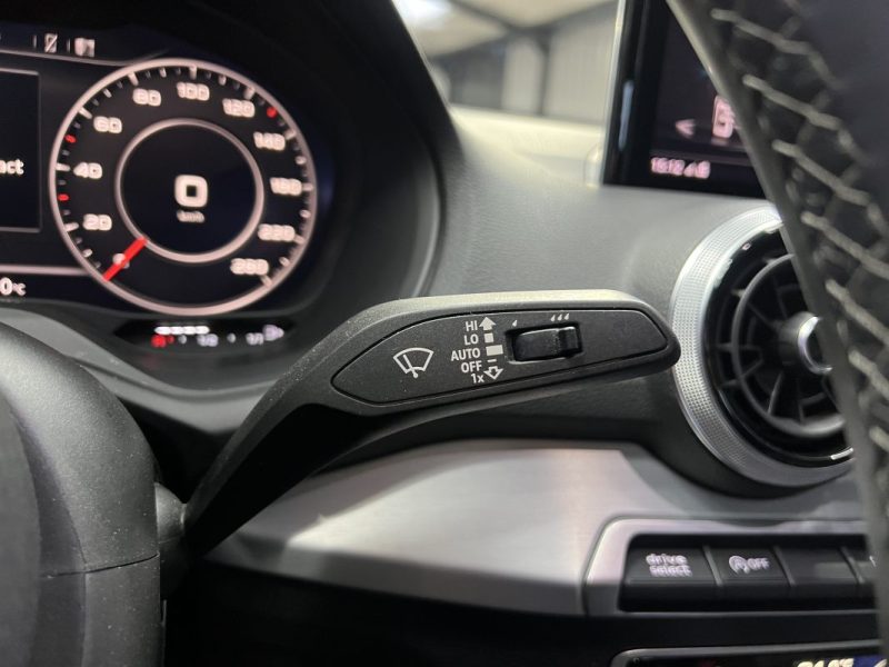 Audi Q2 30 TDI 116CH S-Line S Tronic 7 | 54 000 KM | Entretien Audi | Cockpit