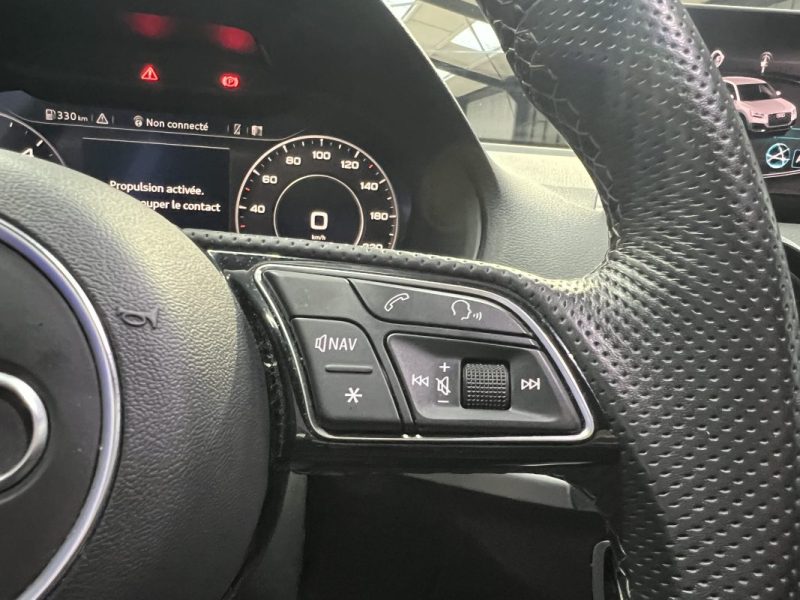 Audi Q2 30 TDI 116CH S-Line S Tronic 7 | 54 000 KM | Entretien Audi | Cockpit