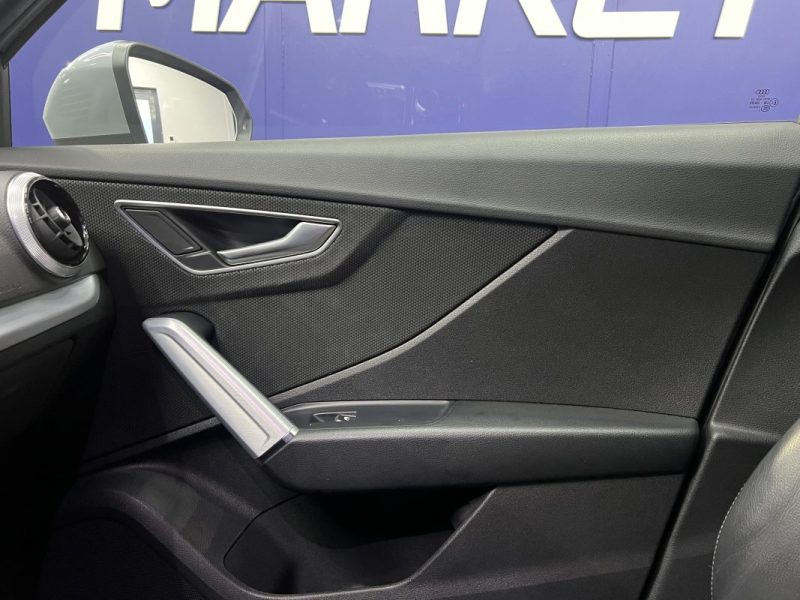 Audi Q2 30 TDI 116CH S-Line S Tronic 7 | 54 000 KM | Entretien Audi | Cockpit
