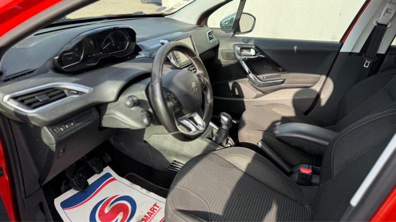 PEUGEOT 208 1.2 TECH EDITION 110 CH ALLURE S&S 5P 2016