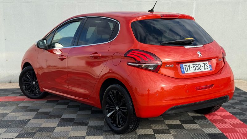 PEUGEOT 208 1.2 TECH EDITION 110 CH ALLURE S&S 5P 2016