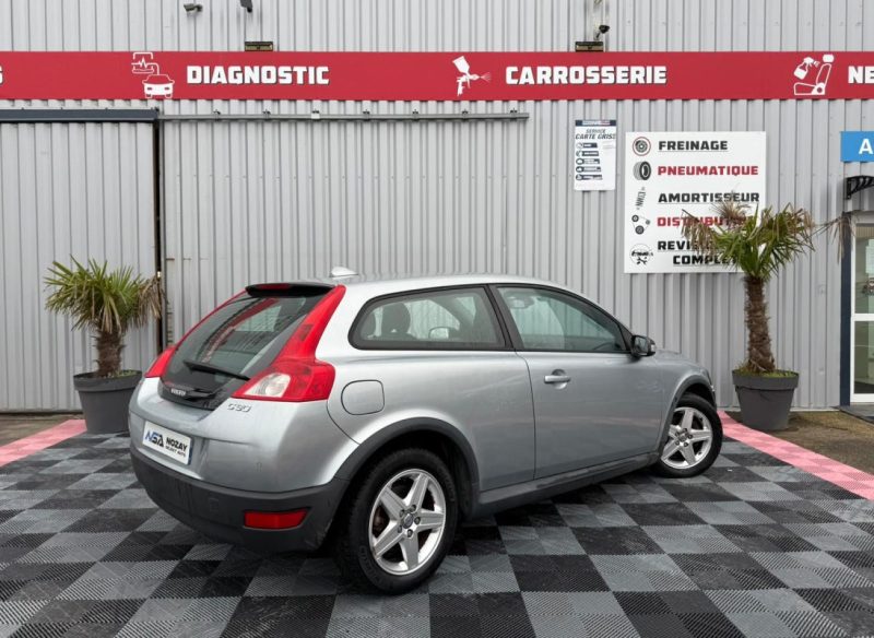 VOLVO C30 1.6D 109 CV GARANTIE 12 MOIS