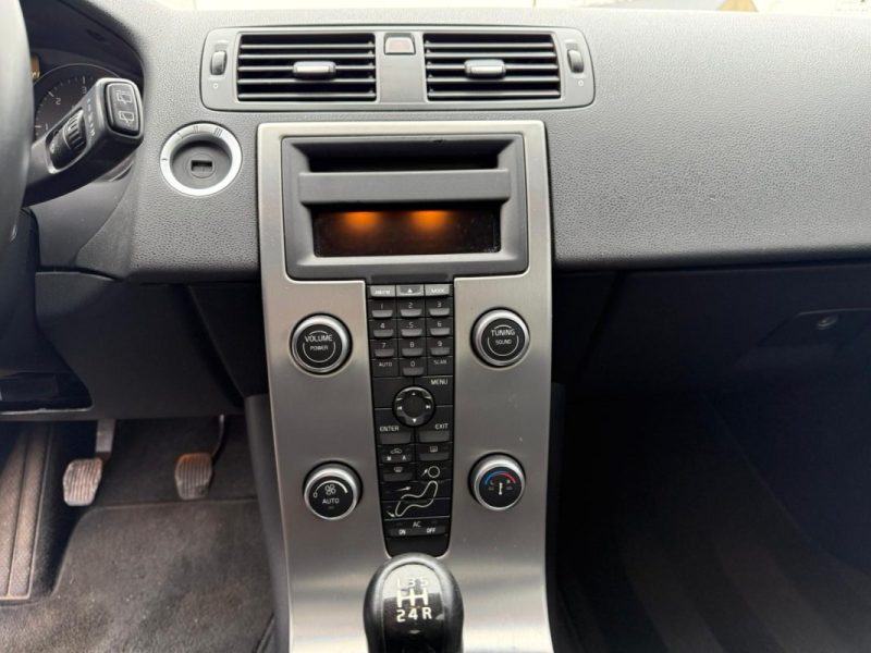 VOLVO C30 1.6D 109 CV GARANTIE 12 MOIS