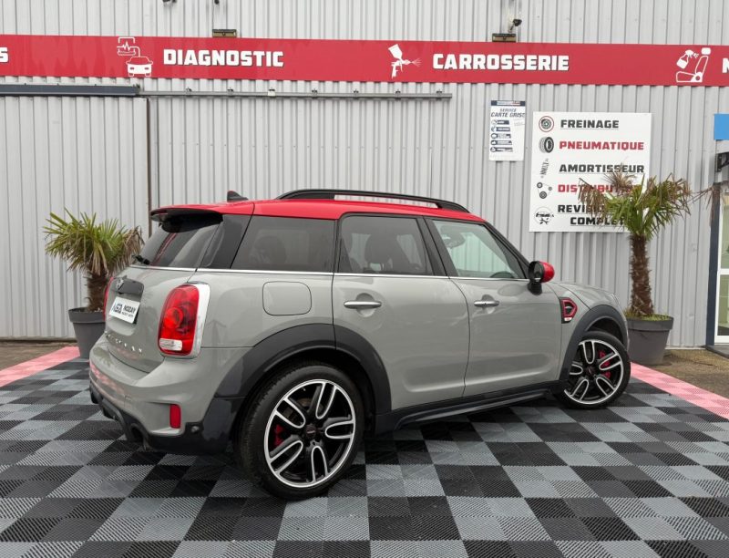 MINI COUNTRYMAN JOHN COOPER WORKS ALL 4 2.0i 231CH
