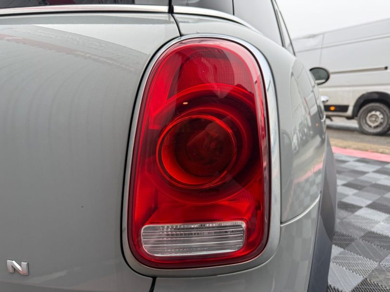 MINI COUNTRYMAN JOHN COOPER WORKS ALL 4 2.0i 231CH