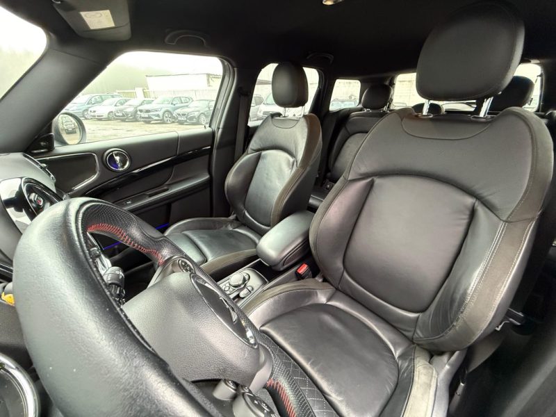 MINI COUNTRYMAN JOHN COOPER WORKS ALL 4 2.0i 231CH