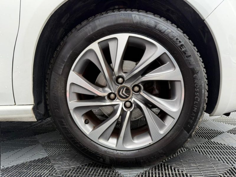 CITROEN DS4 1.6 E-HDI 115CV SOCHIC GARANTIE 12 MOIS 