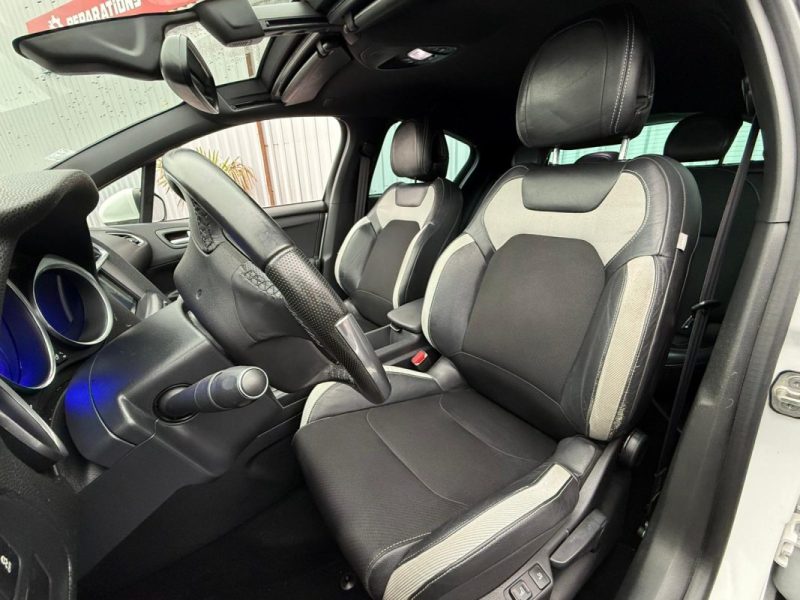 CITROEN DS4 1.6 E-HDI 115CV SOCHIC GARANTIE 12 MOIS 
