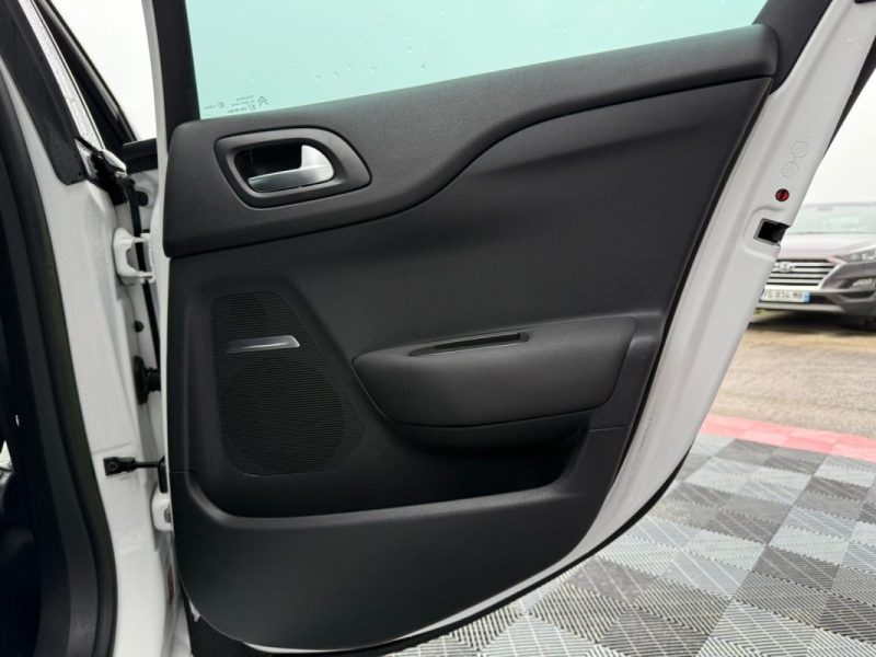 CITROEN DS4 1.6 E-HDI 115CV SOCHIC GARANTIE 12 MOIS 