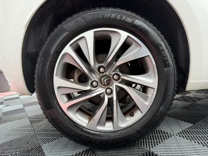 CITROEN DS4 1.6 E-HDI 115CV SOCHIC GARANTIE 12 MOIS 