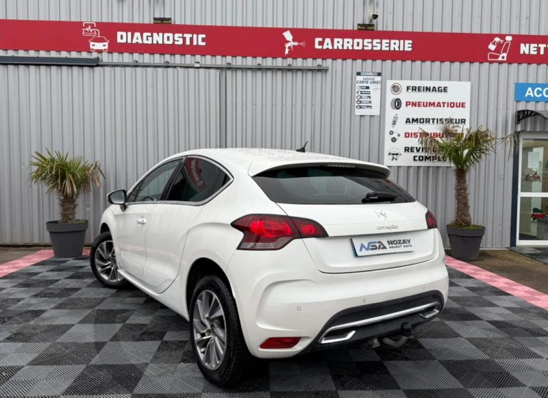 CITROEN DS4 1.6 E-HDI 115CV SOCHIC GARANTIE 12 MOIS 