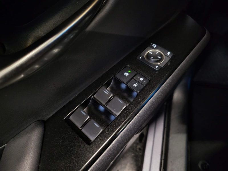 LEXUS UX 250H PACK BUSINESS 2.0 184 CH MY21