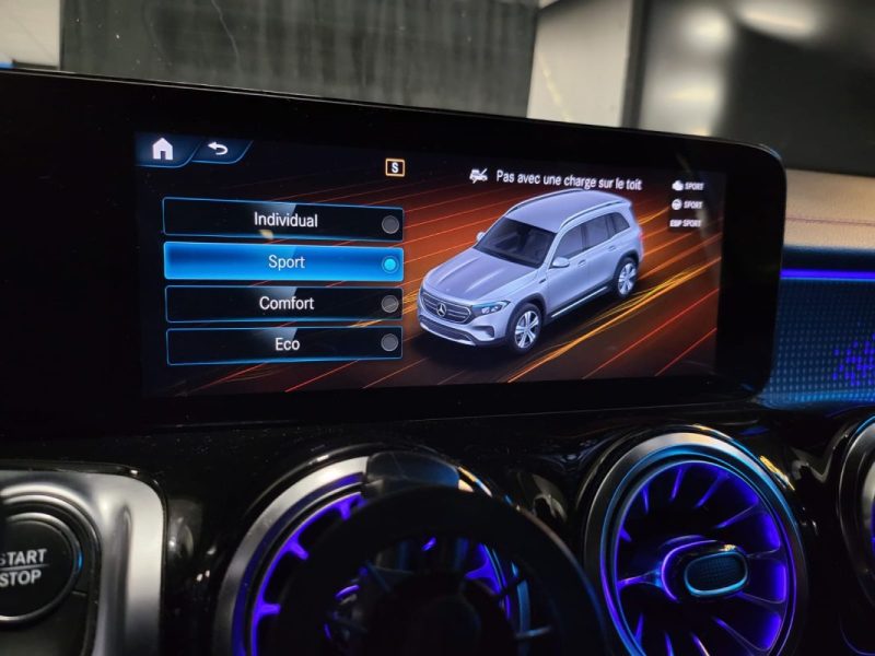 MERCEDES EQB 350 292ch AMG Line 4Matic / SIEGES ELECTRIQUES CHAUFFANTS / APPLE CARPLAY / BURMESTER