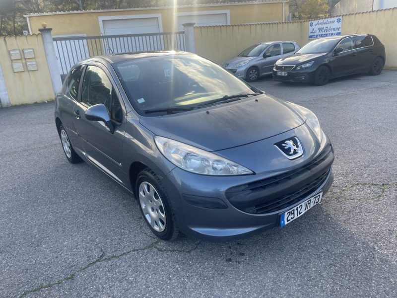 PEUGEOT 207 1.4i 75CV URBAN PREMIERE MAIN CT OK GARANTIE 