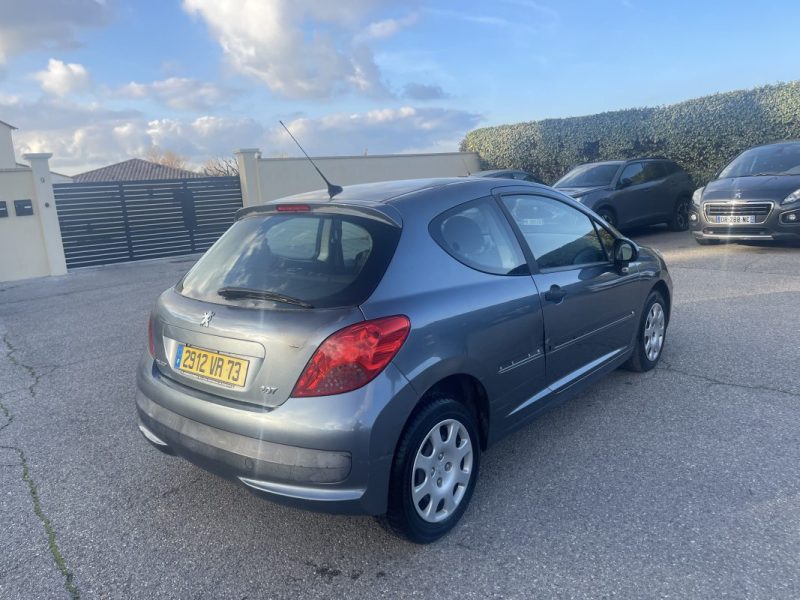 PEUGEOT 207 1.4i 75CV URBAN PREMIERE MAIN CT OK GARANTIE 