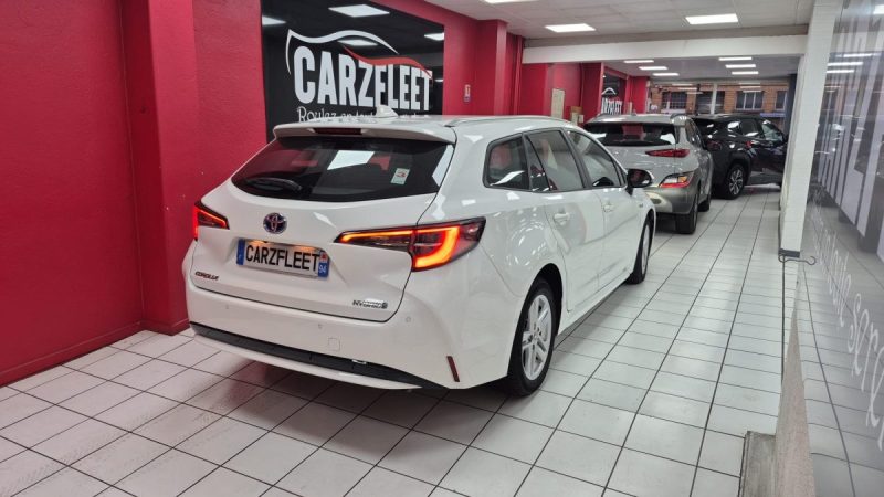 TOYOTA COROLLA TOURING SPORTS 122cv DYNAMIC BUSINESS/1 ERE MAIN/TVA RECUPERABLE