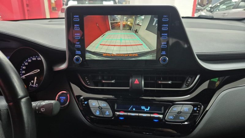 TOYOTA C-HR PHASE 2 DYNAMIC BUSINESS 122cv 2022/1 ERE MAIN/TVA RECUPERABLE