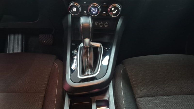 RENAULT ARKANA BUSINESS 1,6 E-TECH HYBRIDES 145cv/1 ERE MAIN/TVA RECUPERABLE