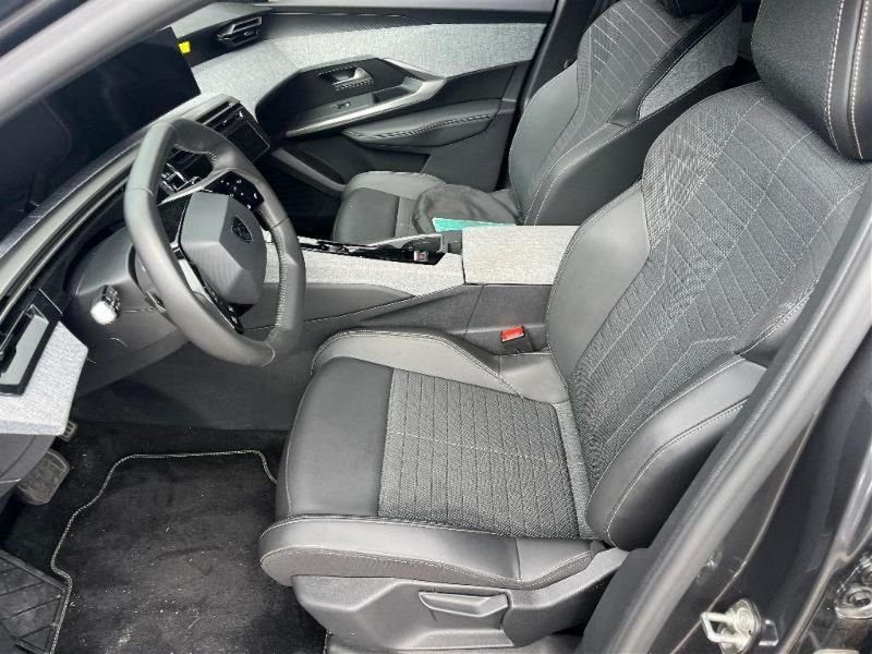 Peugeot 3008 (Nouveau) 1.2i Hybrid 136 Allure e-DCS6 PackNav21 Radar Ar Camera