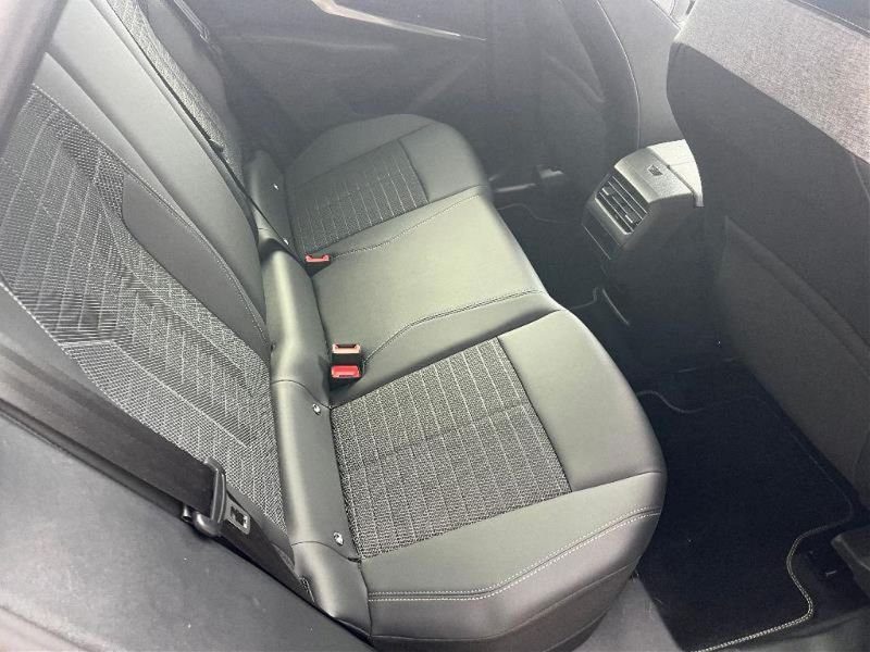 Peugeot 3008 (Nouveau) 1.2i Hybrid 136 Allure e-DCS6 PackNav21 Radar Ar Camera