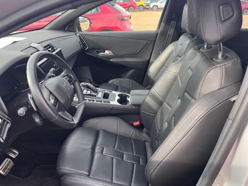 DS DS 7 DS7 Plug-in Hybride 300 4x4 Etoile GPS ACC3 ToitOuv HayonElec Radar Av/Ar Camera