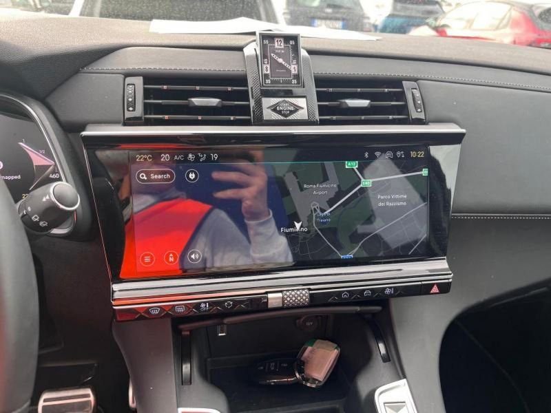 DS DS 7 DS7 Plug-in Hybride 300 4x4 Etoile GPS ACC3 ToitOuv HayonElec Radar Av/Ar Camera