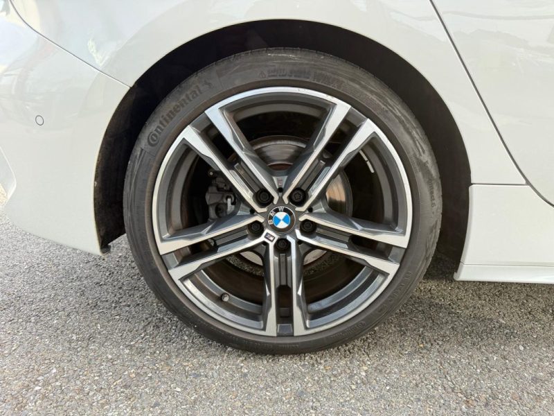 B.M.W. SERIE 1 F 118 DA 150CH  Pack M