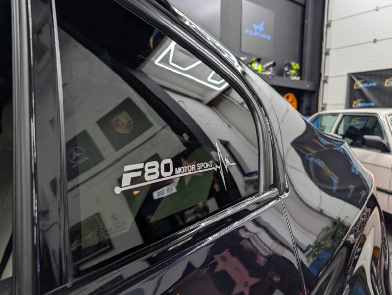 BMW M3 431CH M DKG CARBON 