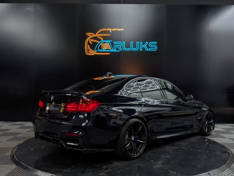 BMW M3 431CH M DKG CARBON 