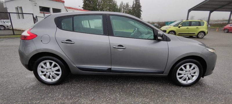 RENAULT MEGANEIII 1.5 DCI 1TOMTOM EDITION 2011