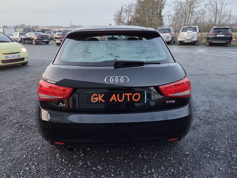 AUDI A1 TFSI 86CV ATTRACTION 2014 105000 km 