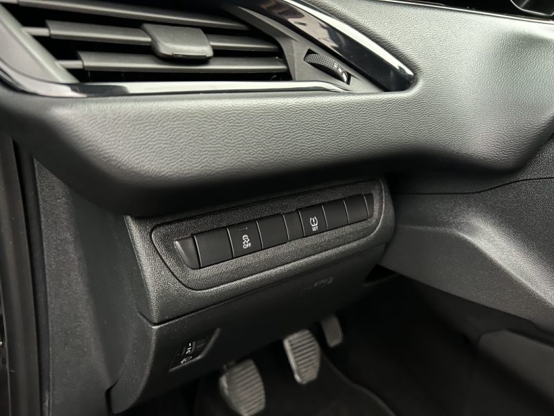 PEUGEOT 208 PHASE 2 LIKE 1.2 68 Cv 5 PORTES / 32 400 Kms CRIT AIR 1 - GARANTIE 1 AN