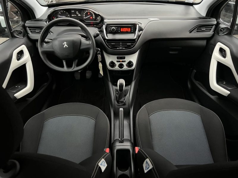 PEUGEOT 208 PHASE 2 LIKE 1.2 68 Cv 5 PORTES / 32 400 Kms CRIT AIR 1 - GARANTIE 1 AN