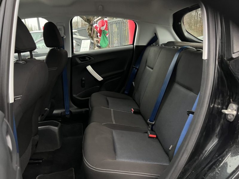 PEUGEOT 208 PHASE 2 LIKE 1.2 68 Cv 5 PORTES / 32 400 Kms CRIT AIR 1 - GARANTIE 1 AN