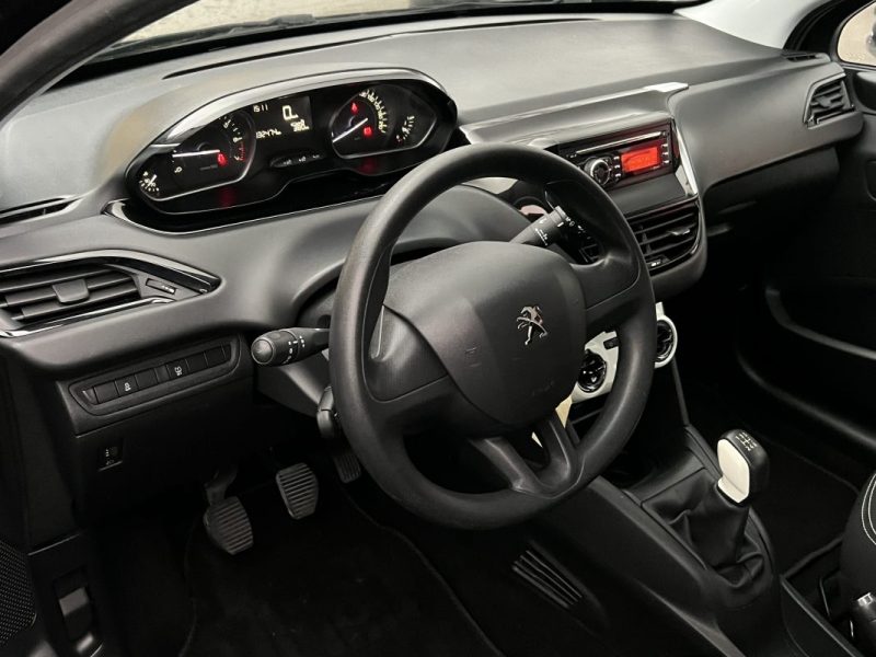 PEUGEOT 208 PHASE 2 LIKE 1.2 68 Cv 5 PORTES / 32 400 Kms CRIT AIR 1 - GARANTIE 1 AN
