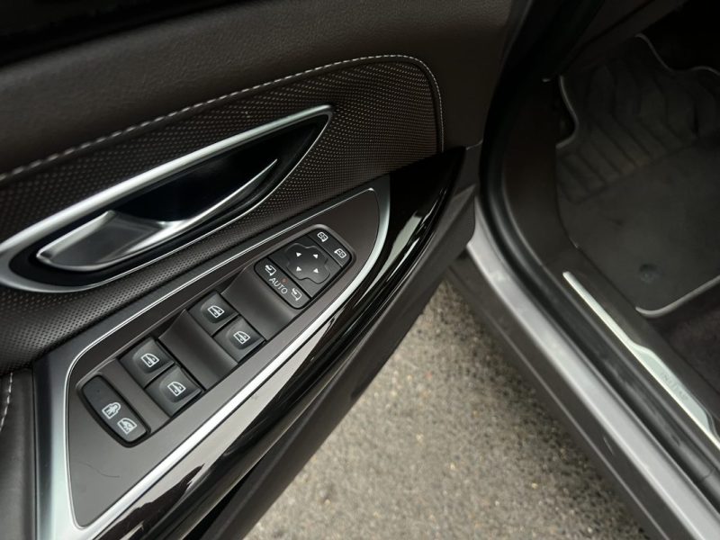 RENAULT GRAND ESPACE 5 V INITIALE PARIS 1.6 DCI 160 Cv 4CONTROL 7 PLACES BOITE AUTO - GARANTIE 1 AN