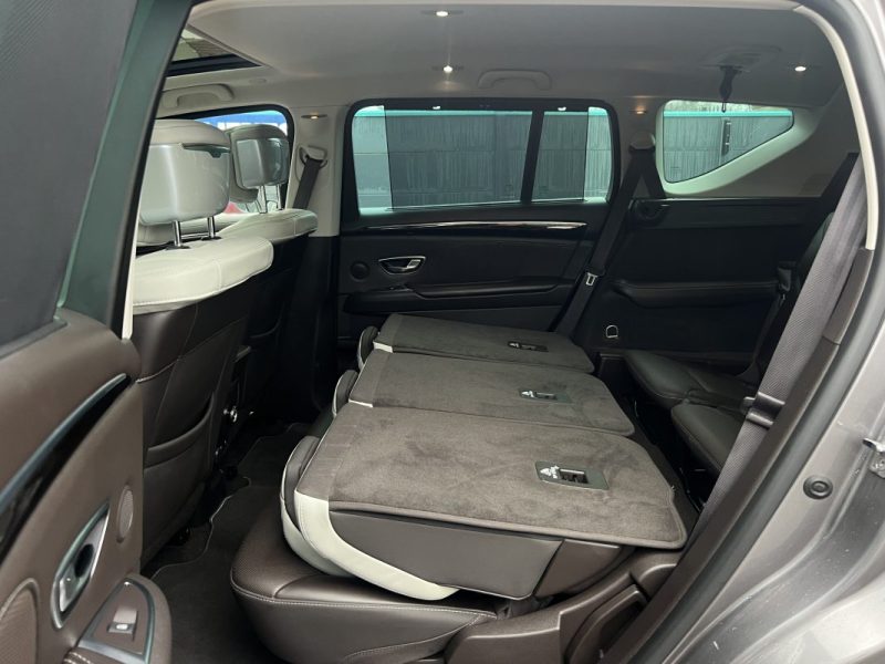 RENAULT GRAND ESPACE 5 V INITIALE PARIS 1.6 DCI 160 Cv 4CONTROL 7 PLACES BOITE AUTO - GARANTIE 1 AN