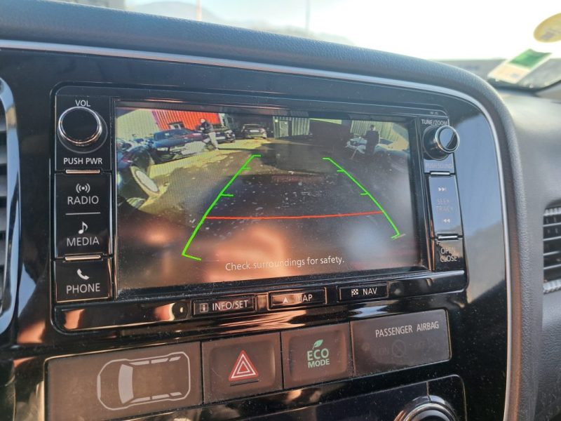 MITSUBISHI OUTLANDER 2.2 DI-D 150CH INVITE 4WD 7 PLACES GPS SUIVIE MITSUBISHI DISPONIBLE 