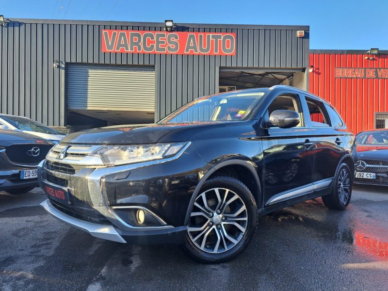 MITSUBISHI OUTLANDER 2.2 DI-D 150CH INVITE 4WD 7 PLACES GPS SUIVIE MITSUBISHI DISPONIBLE 