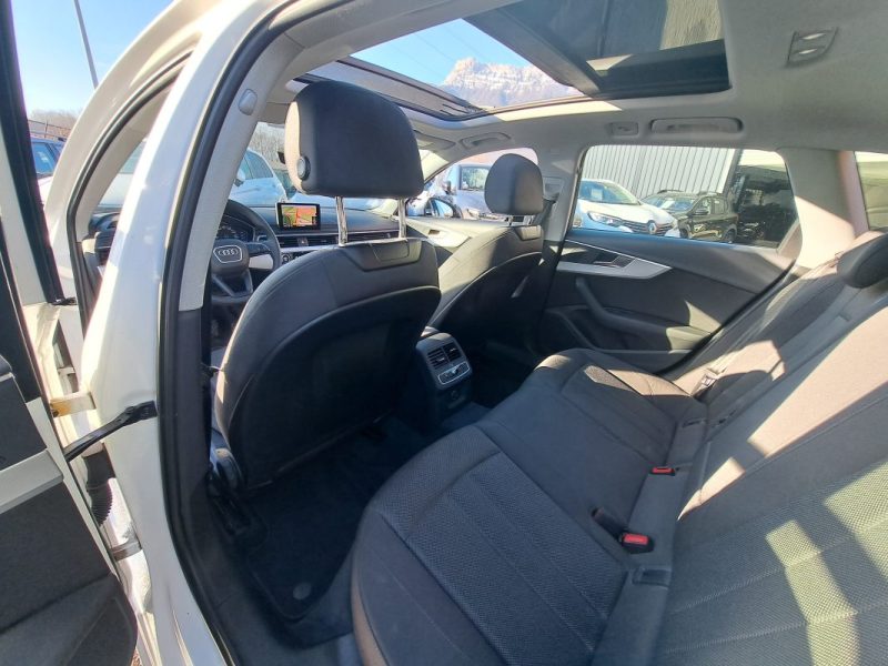 AUDI A4 2.0 TDI 190CH QUATTRO ULTRA S TRONIC TOIT OUVRANT PANORAMIQUE SIEGES CHAUFFANTS SUIVIE AUDI DISPONIBLE 