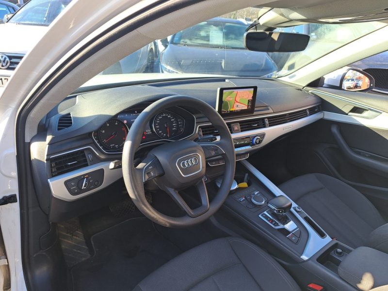 AUDI A4 2.0 TDI 190CH QUATTRO ULTRA S TRONIC TOIT OUVRANT PANORAMIQUE SIEGES CHAUFFANTS SUIVIE AUDI DISPONIBLE 