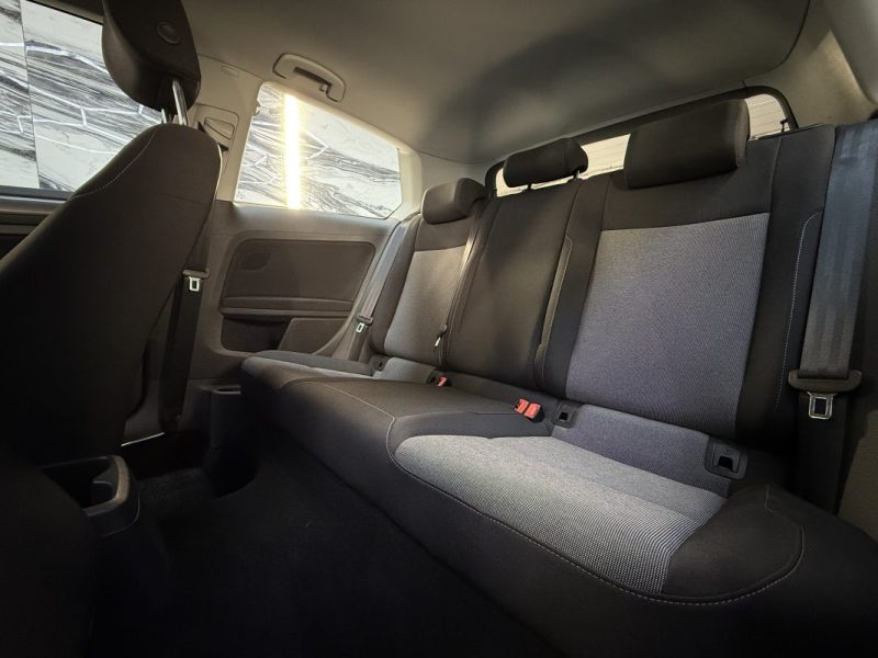 VOLKSWAGEN  GOLF  1.2 TSI TRENDLINE 2015