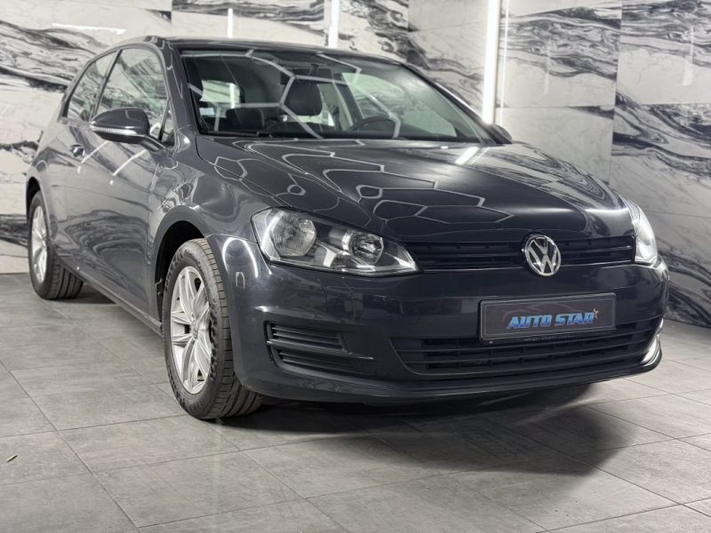 VOLKSWAGEN  GOLF  1.2 TSI TRENDLINE 2015